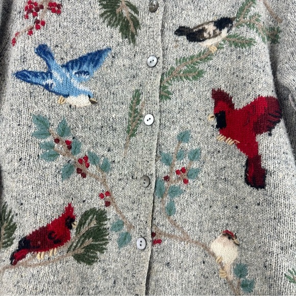 💸Sold💸 Northern Isles Bird Cardigan Sweater Med Cardinals Blue Jays Embroidered - Picture 5 of 13